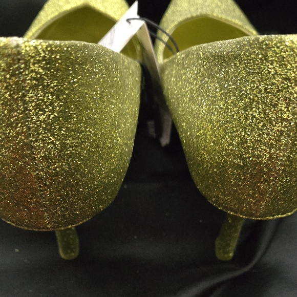 NWT Zara Wickedly Good Sparkling Green Heels - Picture 13 of 14